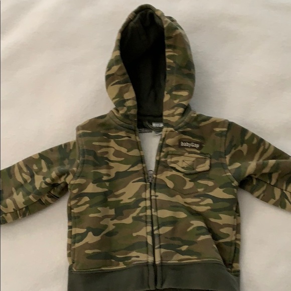 Baby Gap - Picture 2 of 11